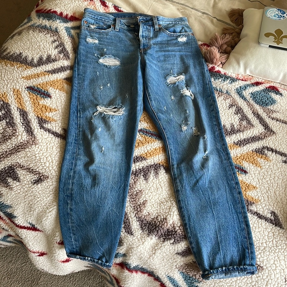 Levi distressed mid high rise jeans